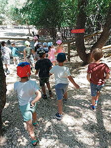 parc animalier vagnas groupe enfants
