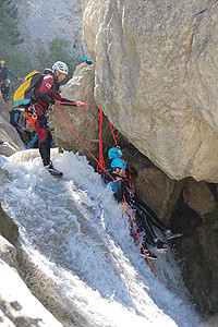 drome aventure scolaire descente canyon