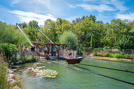 parc grimmland saut aquatique